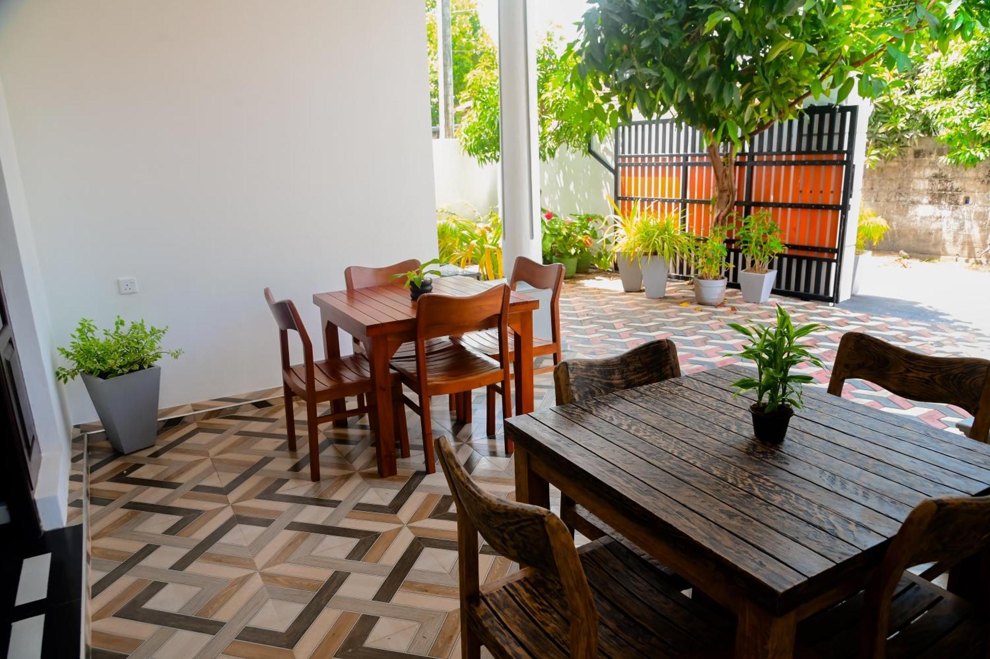 Mario Family Villa And Restaurant نيجومبو المظهر الخارجي الصورة