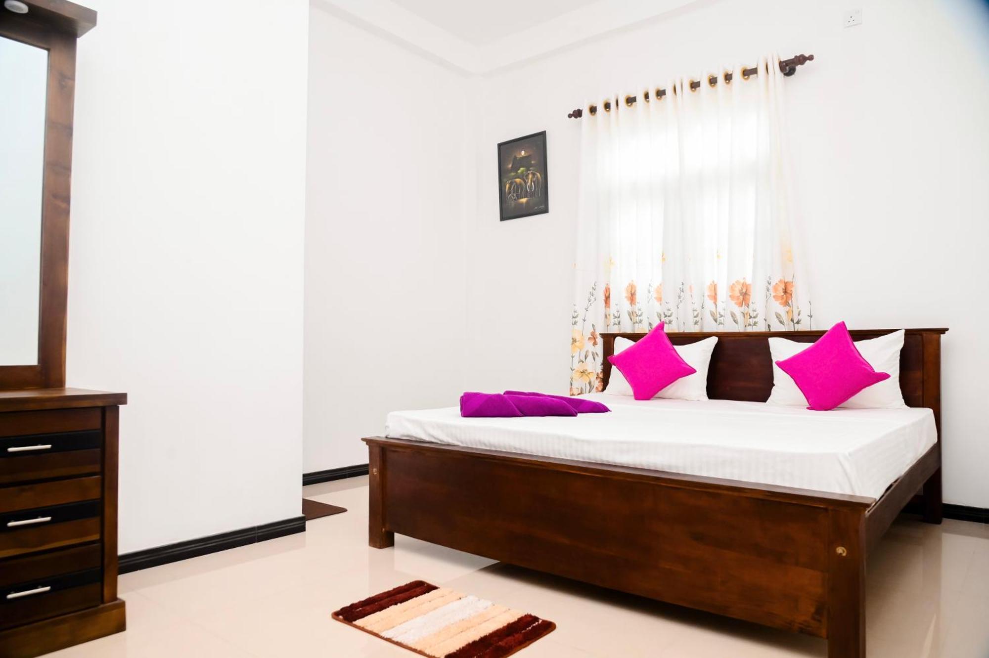 Mario Family Villa And Restaurant نيجومبو المظهر الخارجي الصورة