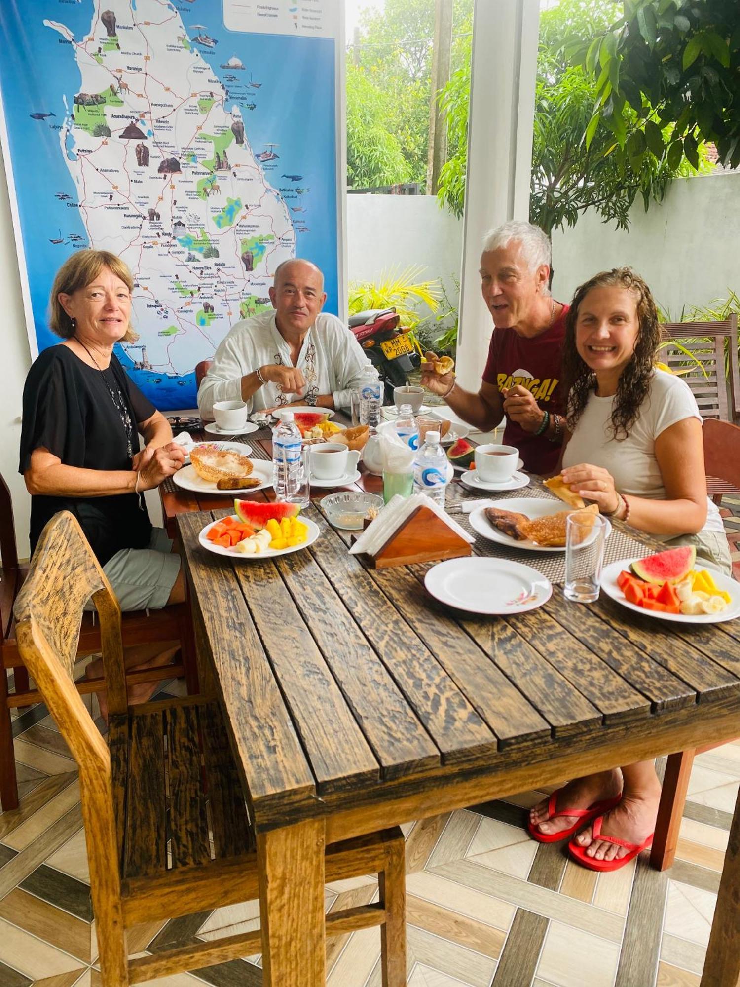 Mario Family Villa And Restaurant نيجومبو المظهر الخارجي الصورة